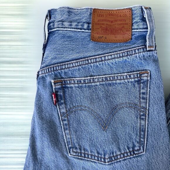 Vintage Levi's 501 denim jeans distressed straight leg - Picture 1 of 8